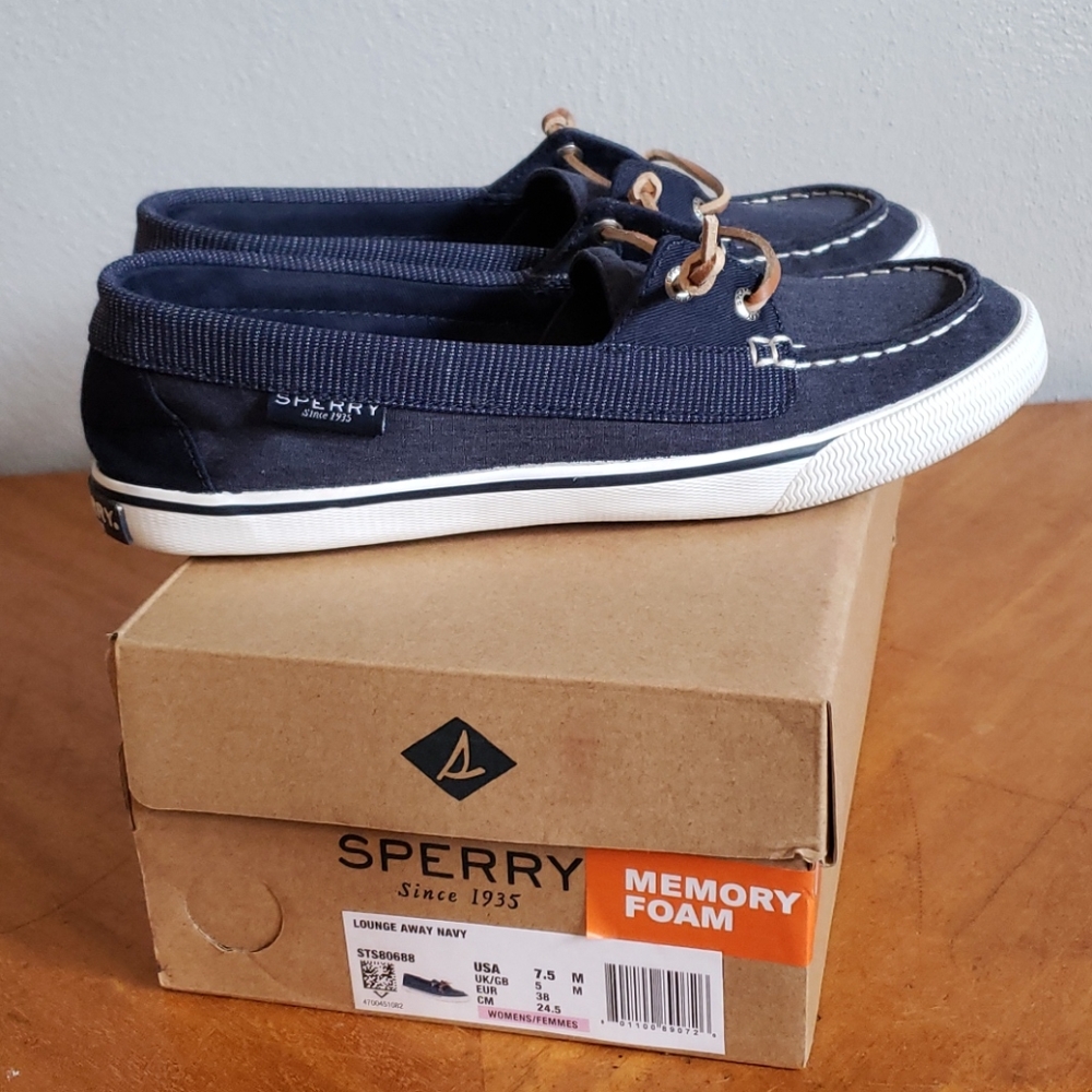 Sperry Lounge Away Sneakers - Navy & White